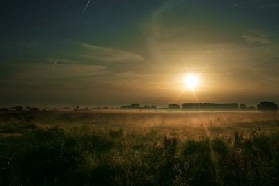 Frühlingsfoto von Czeslaw Gorski-022_morgensonne-ueber-dem-dorf